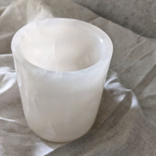Load image into Gallery viewer, PINK ONYX STONE HANDCRAFTED CANDEL VESSEL WITH LID