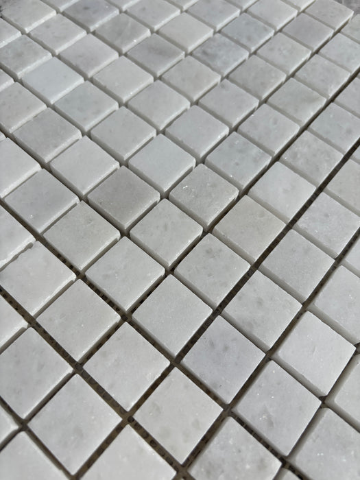 Crystal White Marble Small Square Mosaic 23x23x10 Polished