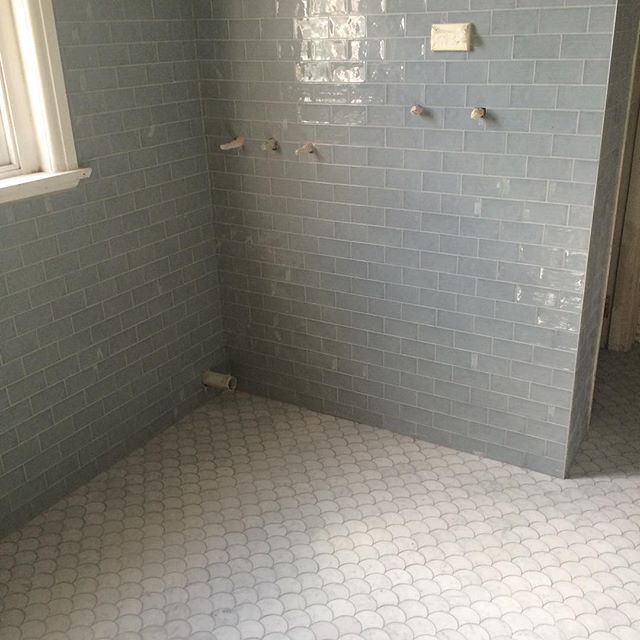 Carrara Marble Fan Grey Mosaic