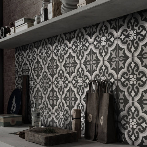 Vincent Classic Classic Black Porcelain Tile