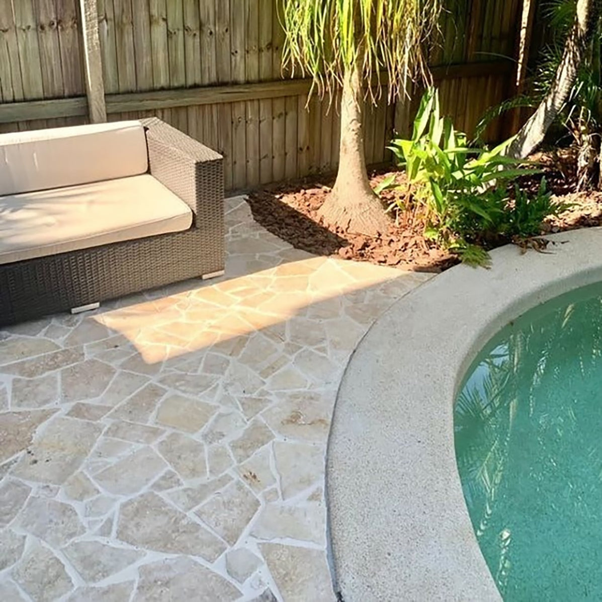 Random Pave Classic Travertine Raw Crazy Pave Random | Graystone Tiles — Graystone ...